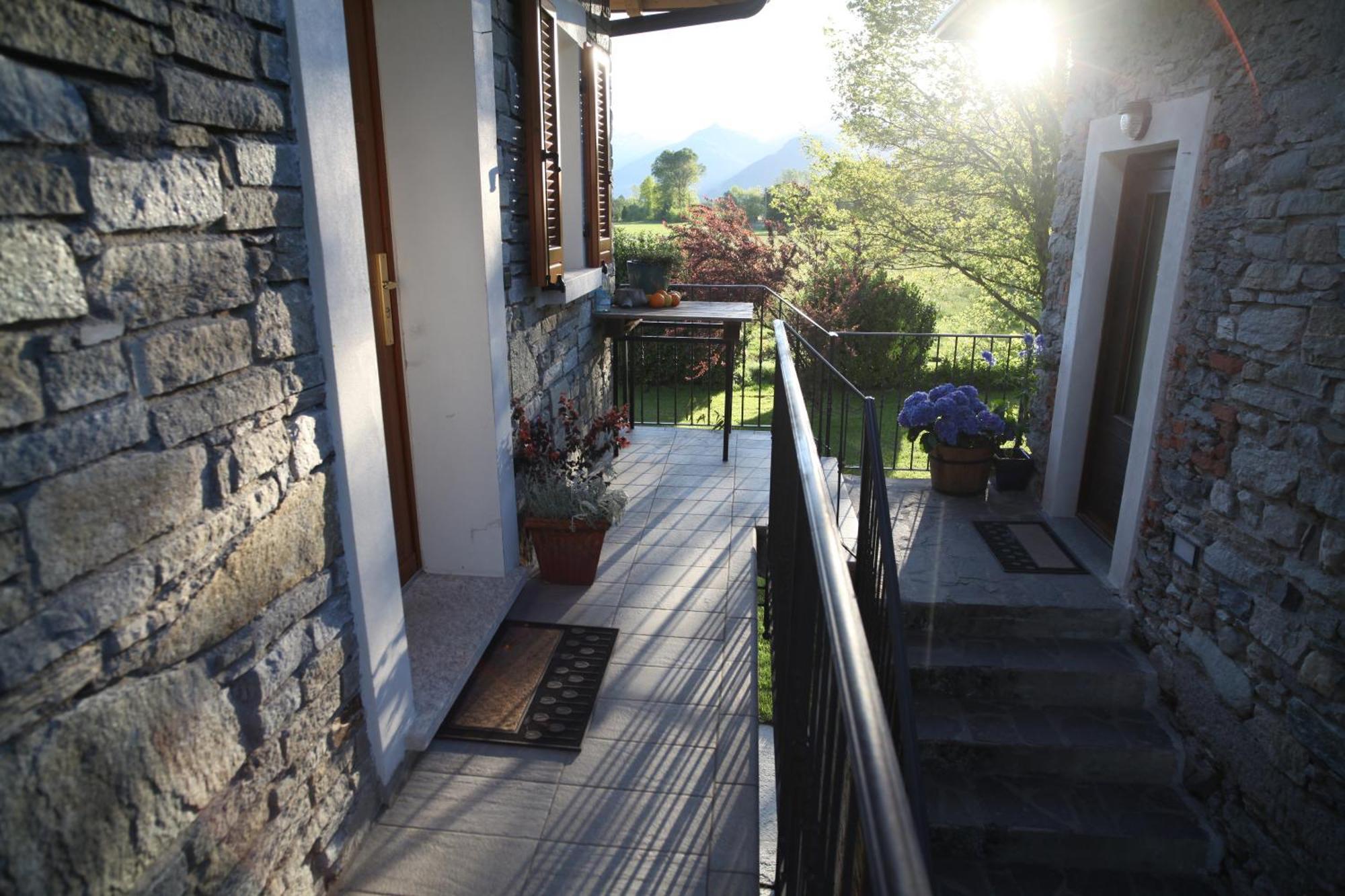 Aparthotel Cascina Borgofrancone Gera Lario Exterior foto